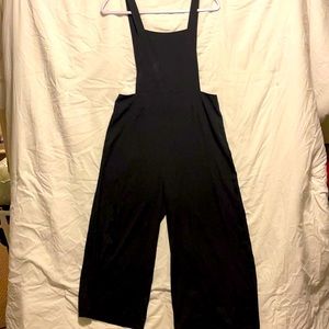 Forever 21 black jumper